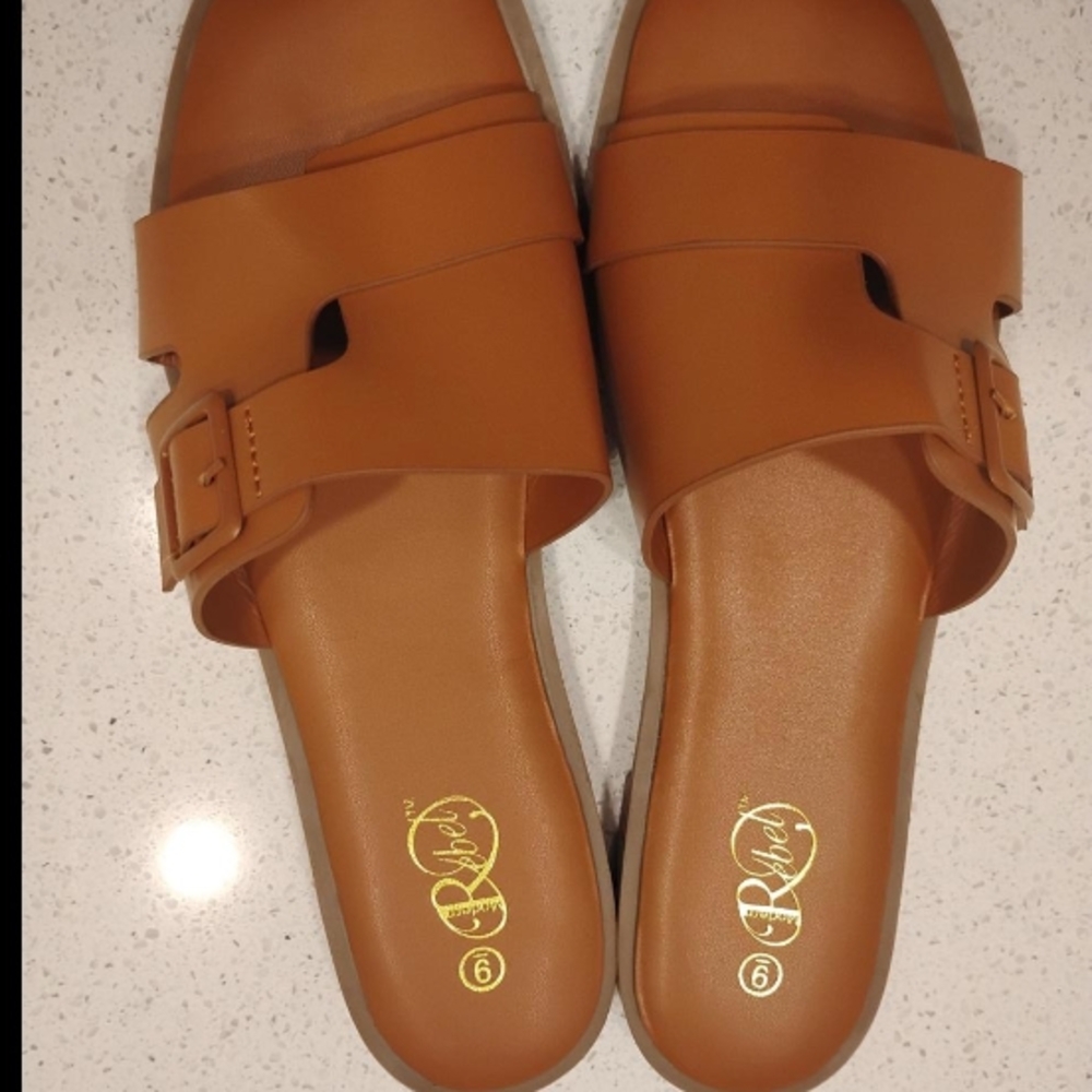 Women's Tan Slide Sandals